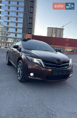 Позашляховик / Кросовер Toyota Venza 2013 в Дніпрі