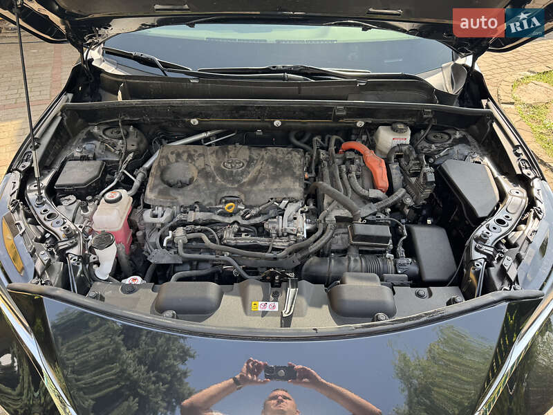 Внедорожник / Кроссовер Toyota Venza 2022 в Львове