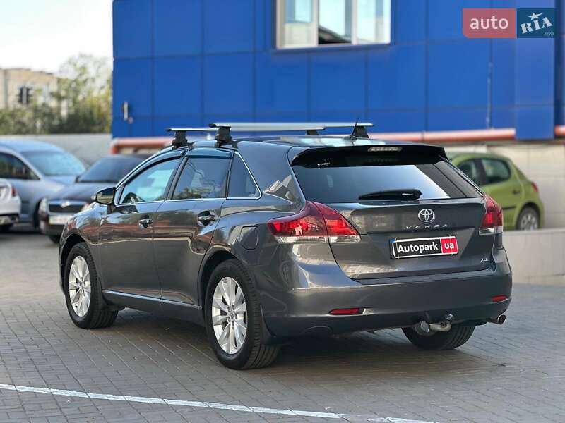 Позашляховик / Кросовер Toyota Venza 2014 в Одесі