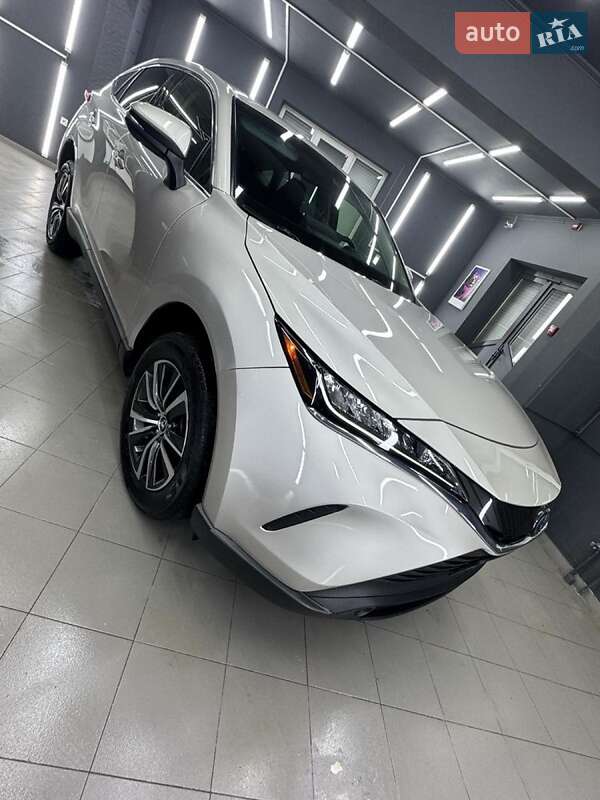 Позашляховик / Кросовер Toyota Venza 2021 в Коломиї