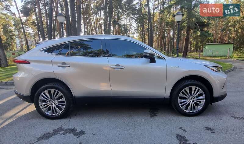 Внедорожник / Кроссовер Toyota Venza 2021 в Киеве