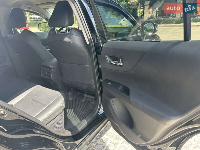 Внедорожник / Кроссовер Toyota Venza 2021 в Фастове