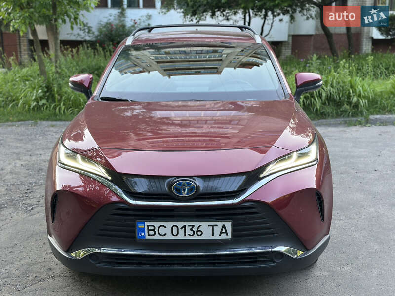 Позашляховик / Кросовер Toyota Venza 2022 в Львові