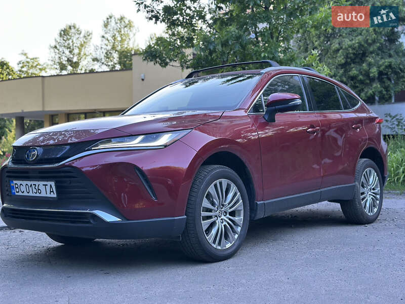 Позашляховик / Кросовер Toyota Venza 2022 в Львові