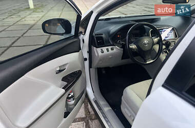 Внедорожник / Кроссовер Toyota Venza 2010 в Харькове