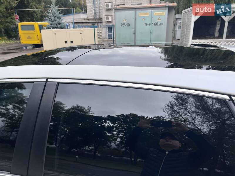 Внедорожник / Кроссовер Toyota Venza 2015 в Киеве