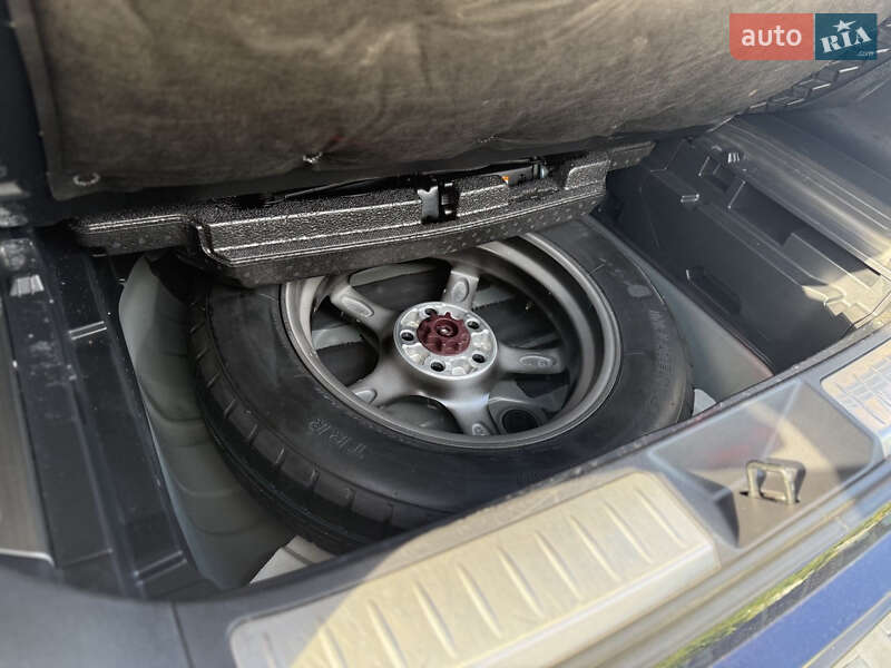 Внедорожник / Кроссовер Toyota Venza 2022 в Черкассах