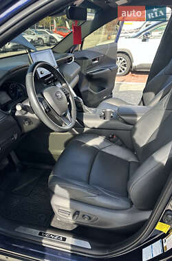 Внедорожник / Кроссовер Toyota Venza 2022 в Черкассах