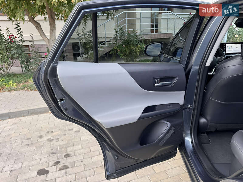 Внедорожник / Кроссовер Toyota Venza 2021 в Одессе