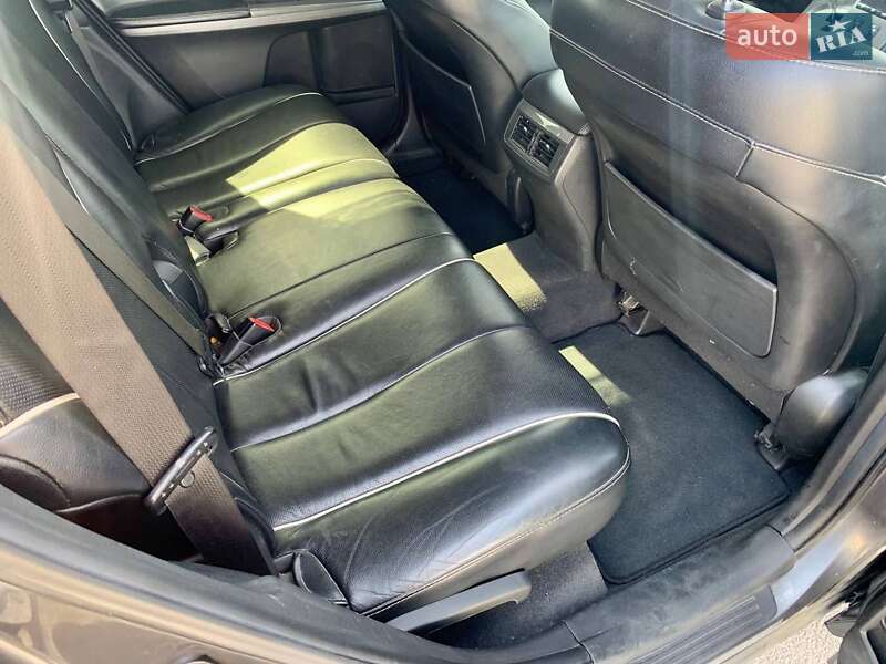 Позашляховик / Кросовер Toyota Venza 2013 в Вінниці