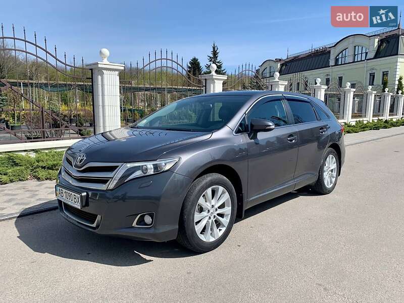 Позашляховик / Кросовер Toyota Venza 2013 в Вінниці
