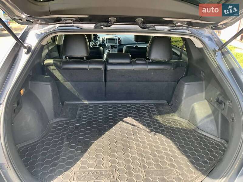 Позашляховик / Кросовер Toyota Venza 2013 в Вінниці