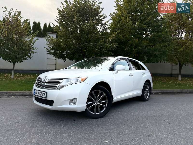 Внедорожник / Кроссовер Toyota Venza 2010 в Киеве