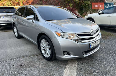 Позашляховик / Кросовер Toyota Venza 2015 в Харкові