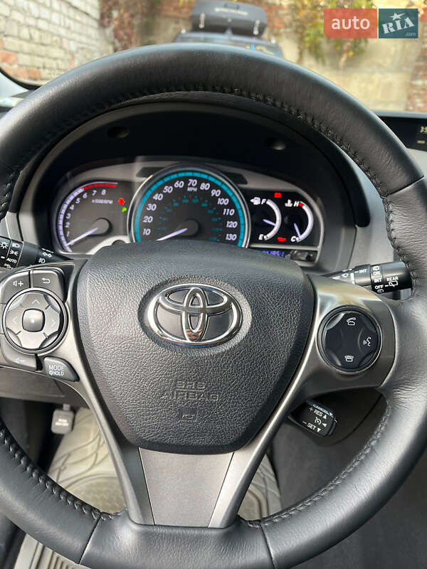 Внедорожник / Кроссовер Toyota Venza 2015 в Харькове