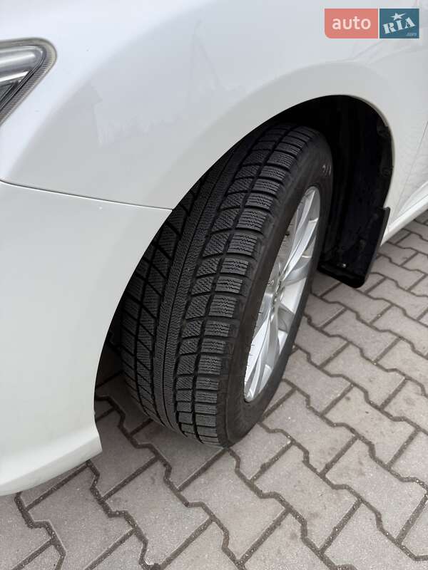 Позашляховик / Кросовер Toyota Venza 2013 в Хмельницькому