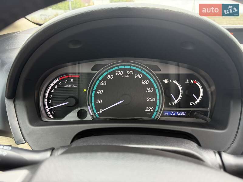 Позашляховик / Кросовер Toyota Venza 2013 в Хмельницькому