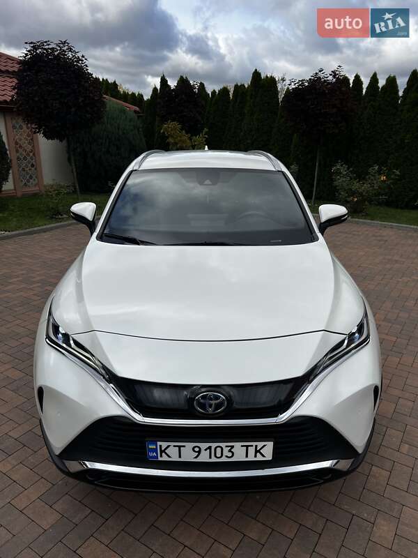 Позашляховик / Кросовер Toyota Venza 2022 в Івано-Франківську