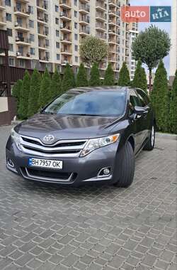 Позашляховик / Кросовер Toyota Venza 2015 в Одесі
