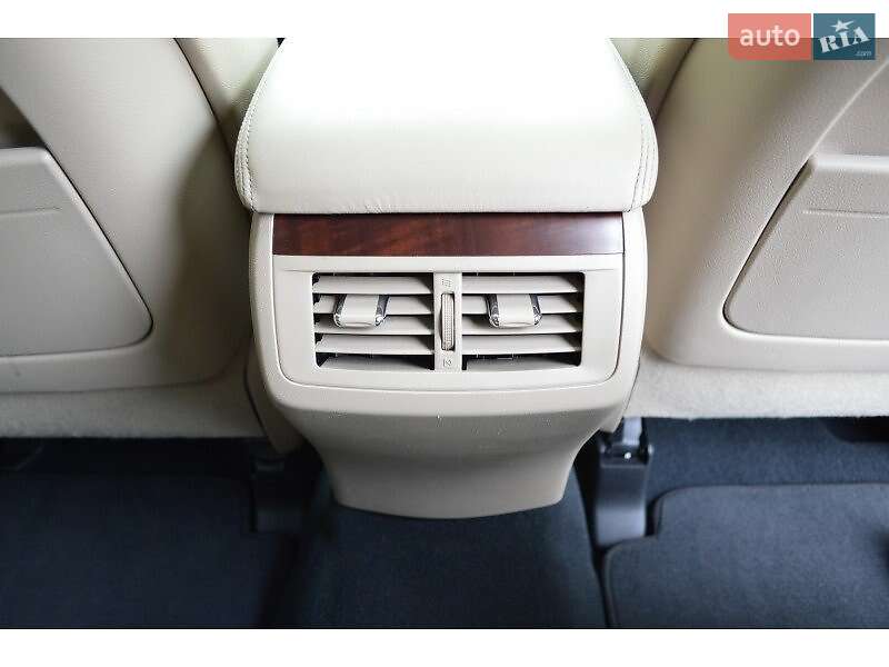 Внедорожник / Кроссовер Toyota Venza 2010 в Львове