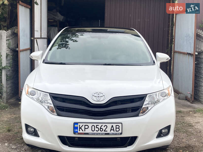 Позашляховик / Кросовер Toyota Venza 2013 в Запоріжжі
