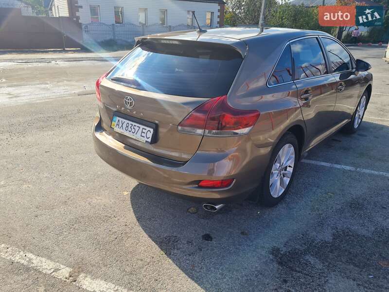 Внедорожник / Кроссовер Toyota Venza 2013 в Мерефа