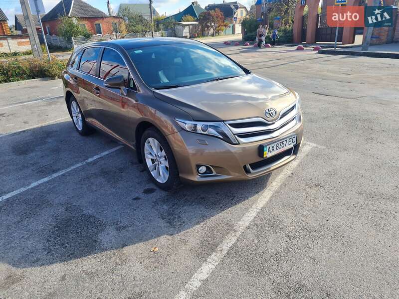 Внедорожник / Кроссовер Toyota Venza 2013 в Мерефа