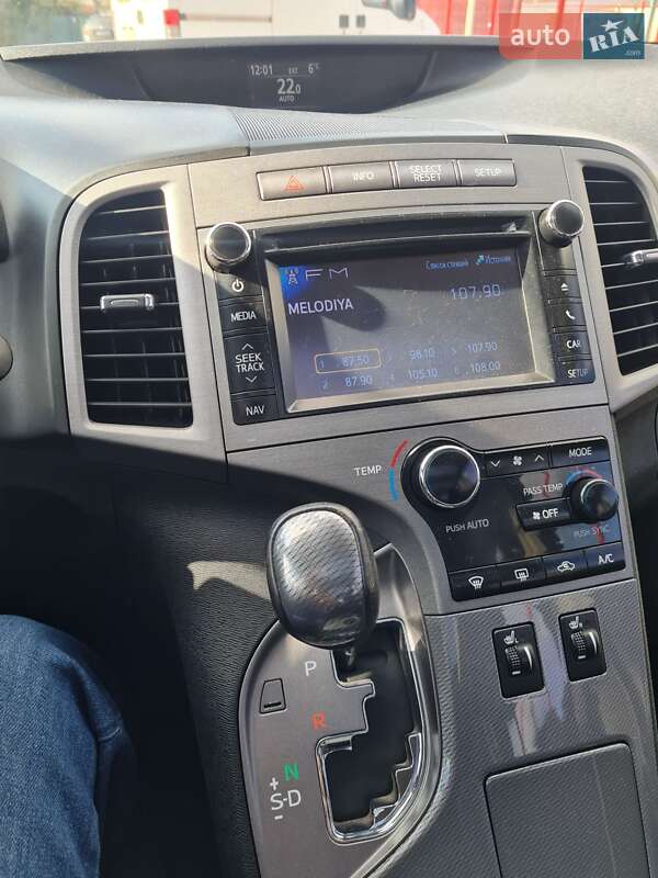 Внедорожник / Кроссовер Toyota Venza 2013 в Мерефа