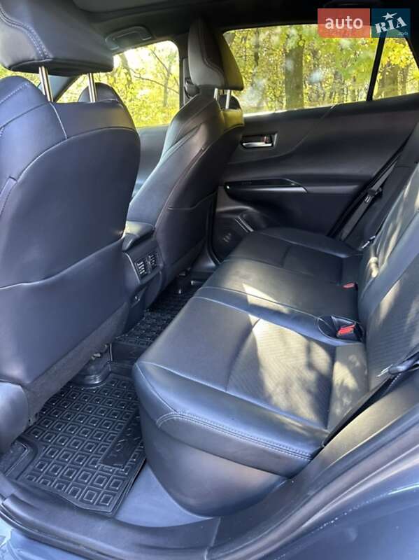 Внедорожник / Кроссовер Toyota Venza 2020 в Черновцах