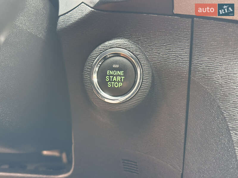 Внедорожник / Кроссовер Toyota Venza 2012 в Киеве фото 12 Внедорожник / Кроссовер Toyota Venza 2012 в Киеве