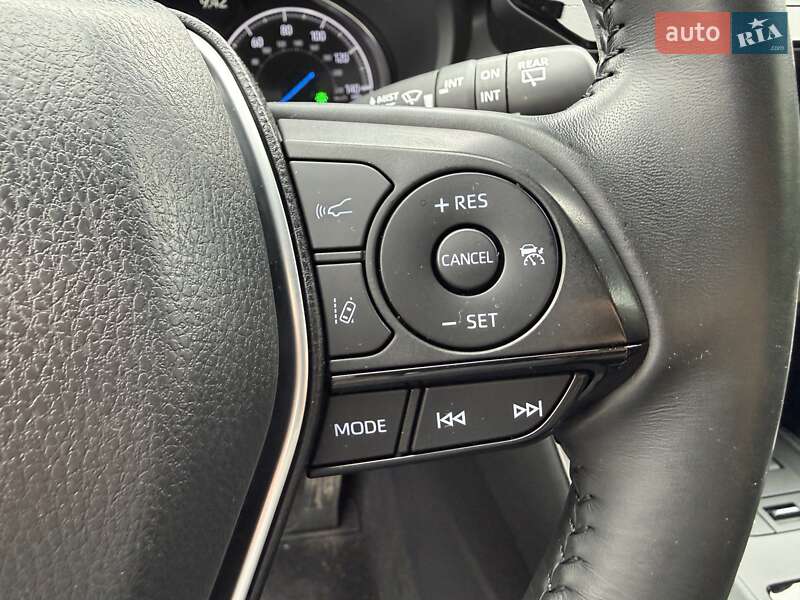 Внедорожник / Кроссовер Toyota Venza 2022 в Киеве