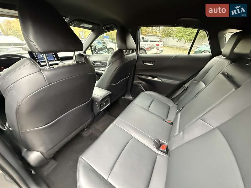 Внедорожник / Кроссовер Toyota Venza 2022 в Киеве