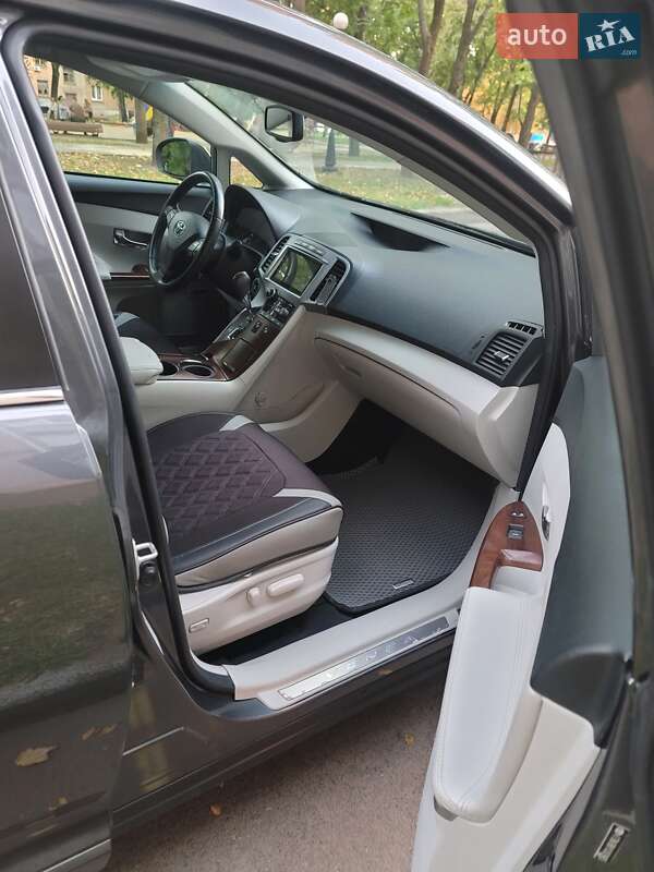 Внедорожник / Кроссовер Toyota Venza 2012 в Харькове фото 9 Внедорожник / Кроссовер Toyota Venza 2012 в Харькове