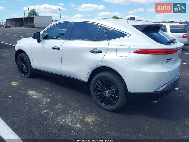 Позашляховик / Кросовер Toyota Venza 2024 в Львові