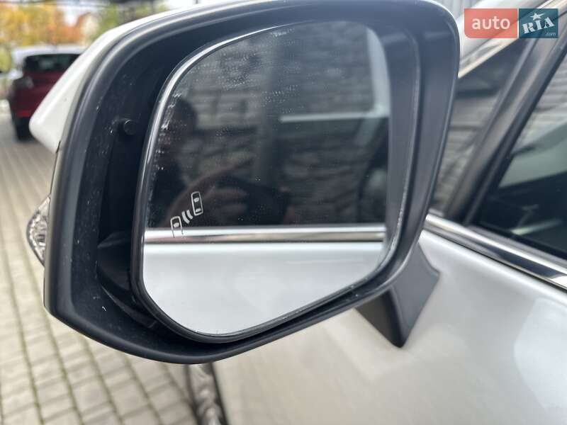 Внедорожник / Кроссовер Toyota Venza 2023 в Белой Церкви