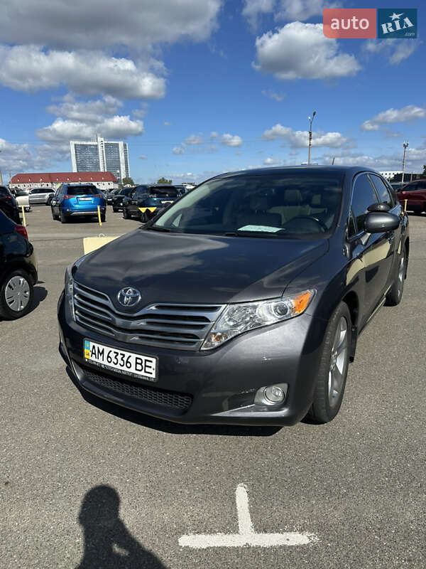 Внедорожник / Кроссовер Toyota Venza 2011 в Киеве