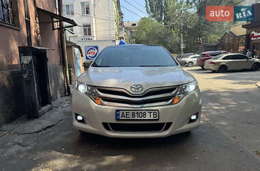Позашляховик / Кросовер Toyota Venza 2014 в Кам'янському