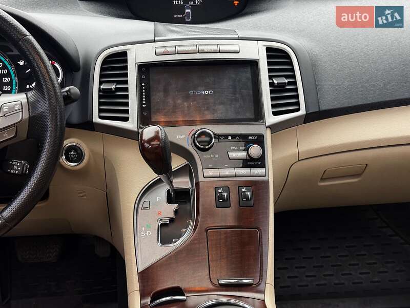 Внедорожник / Кроссовер Toyota Venza 2012 в Харькове