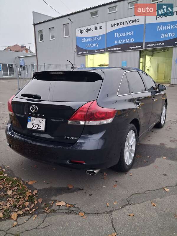 Внедорожник / Кроссовер Toyota Venza 2014 в Буче