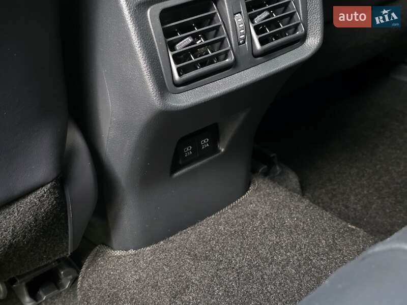 Позашляховик / Кросовер Toyota Venza 2020 в Тернополі