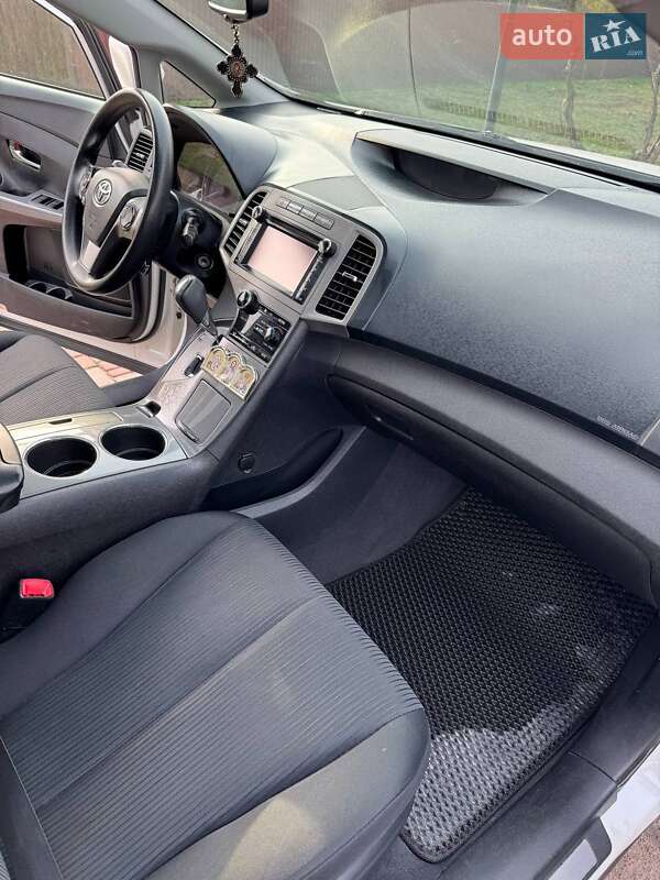 Внедорожник / Кроссовер Toyota Venza 2014 в Петриковке