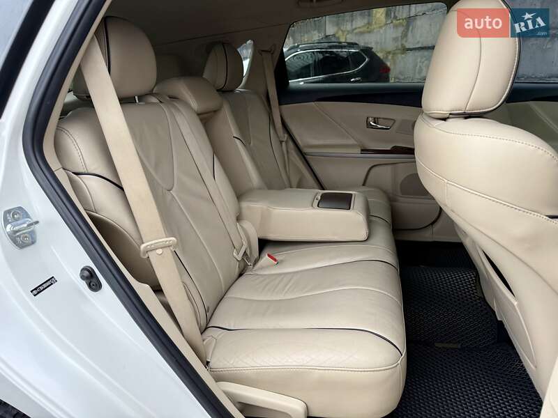 Внедорожник / Кроссовер Toyota Venza 2010 в Харькове фото 11 Внедорожник / Кроссовер Toyota Venza 2010 в Харькове