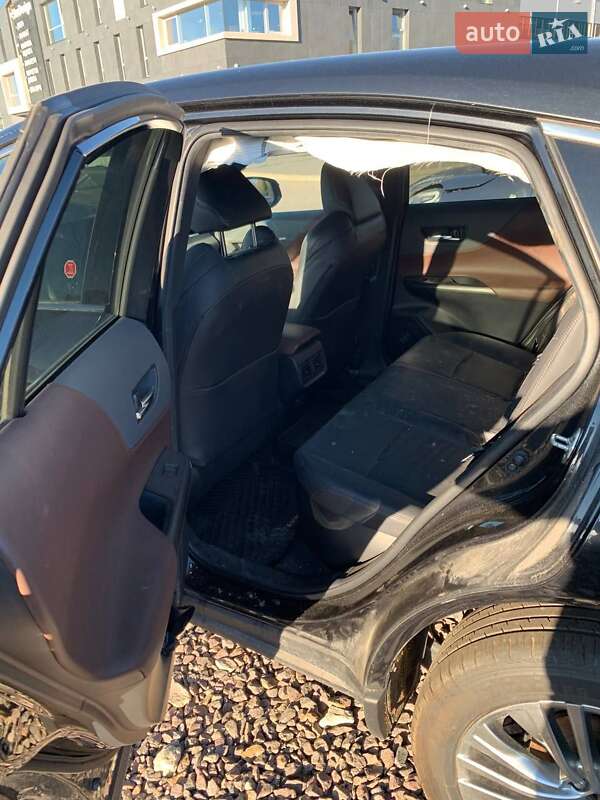 Внедорожник / Кроссовер Toyota Venza 2023 в Львове фото 14 Внедорожник / Кроссовер Toyota Venza 2023 в Львове