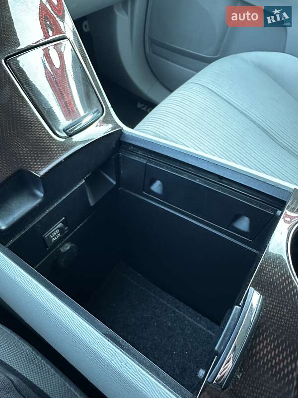 Внедорожник / Кроссовер Toyota Venza 2011 в Белогородке