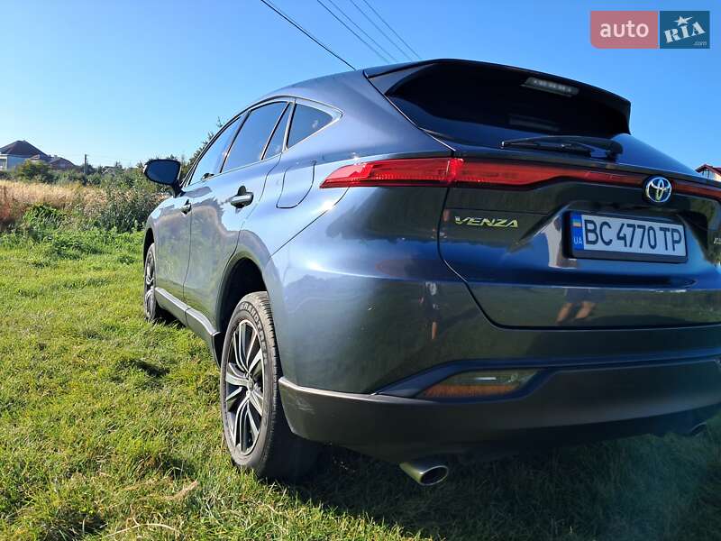 Внедорожник / Кроссовер Toyota Venza 2021 в Львове