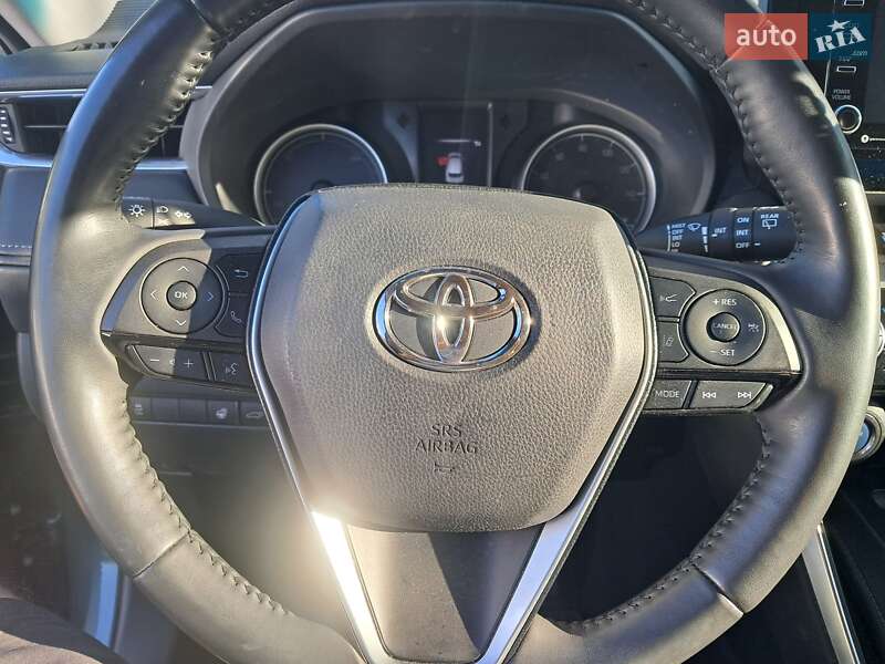 Внедорожник / Кроссовер Toyota Venza 2021 в Львове