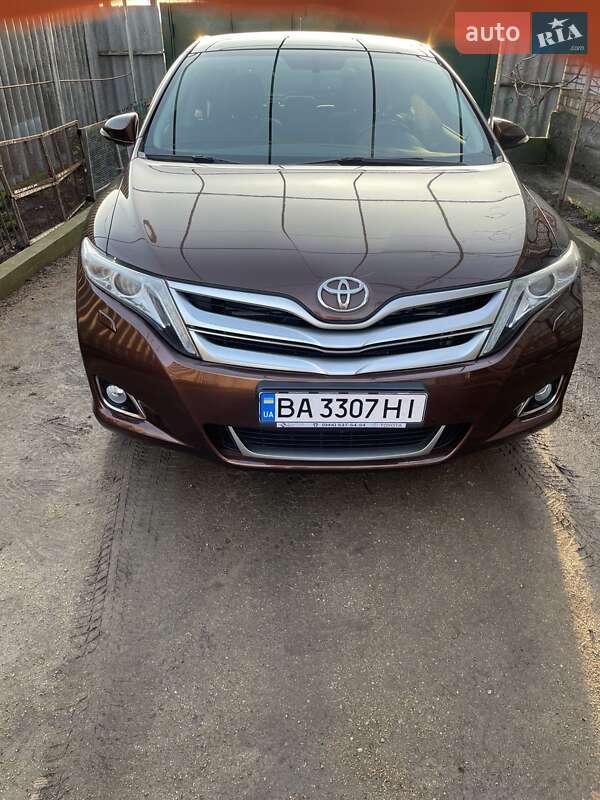 Внедорожник / Кроссовер Toyota Venza 2013 в Бобринце