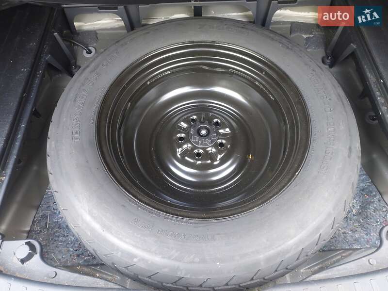 Внедорожник / Кроссовер Toyota Venza 2013 в Петропавловской Борщаговке