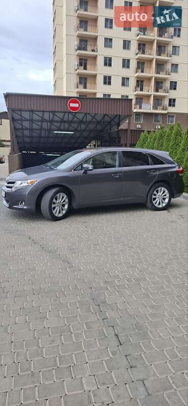 Позашляховик / Кросовер Toyota Venza 2015 в Одесі
