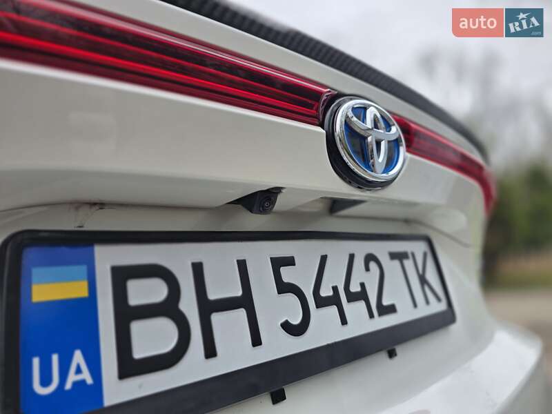 Внедорожник / Кроссовер Toyota Venza 2021 в Одессе